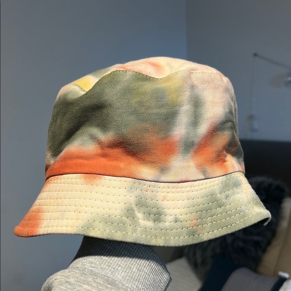 Steve Madden Multicolor Tie-Dye Bucket Hat - Picture 4 of 4